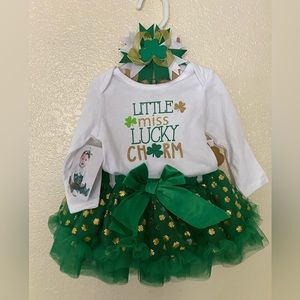 New little Miss Lucky 🍀 charm Tutu set 🍀